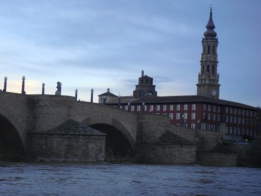 Riada del Ebro el 23 de enero de 2013 a su paso por Zaragoza. 35.